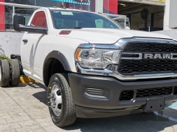 Single Cab P 5.7L Petrol 2WD M/T | SAL Export