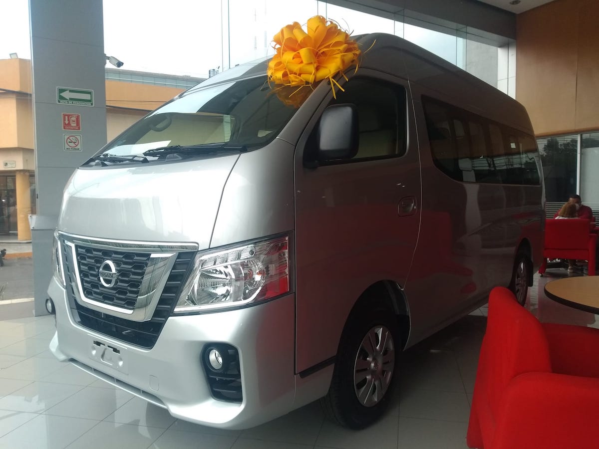 2019 nissan deals urvan premium